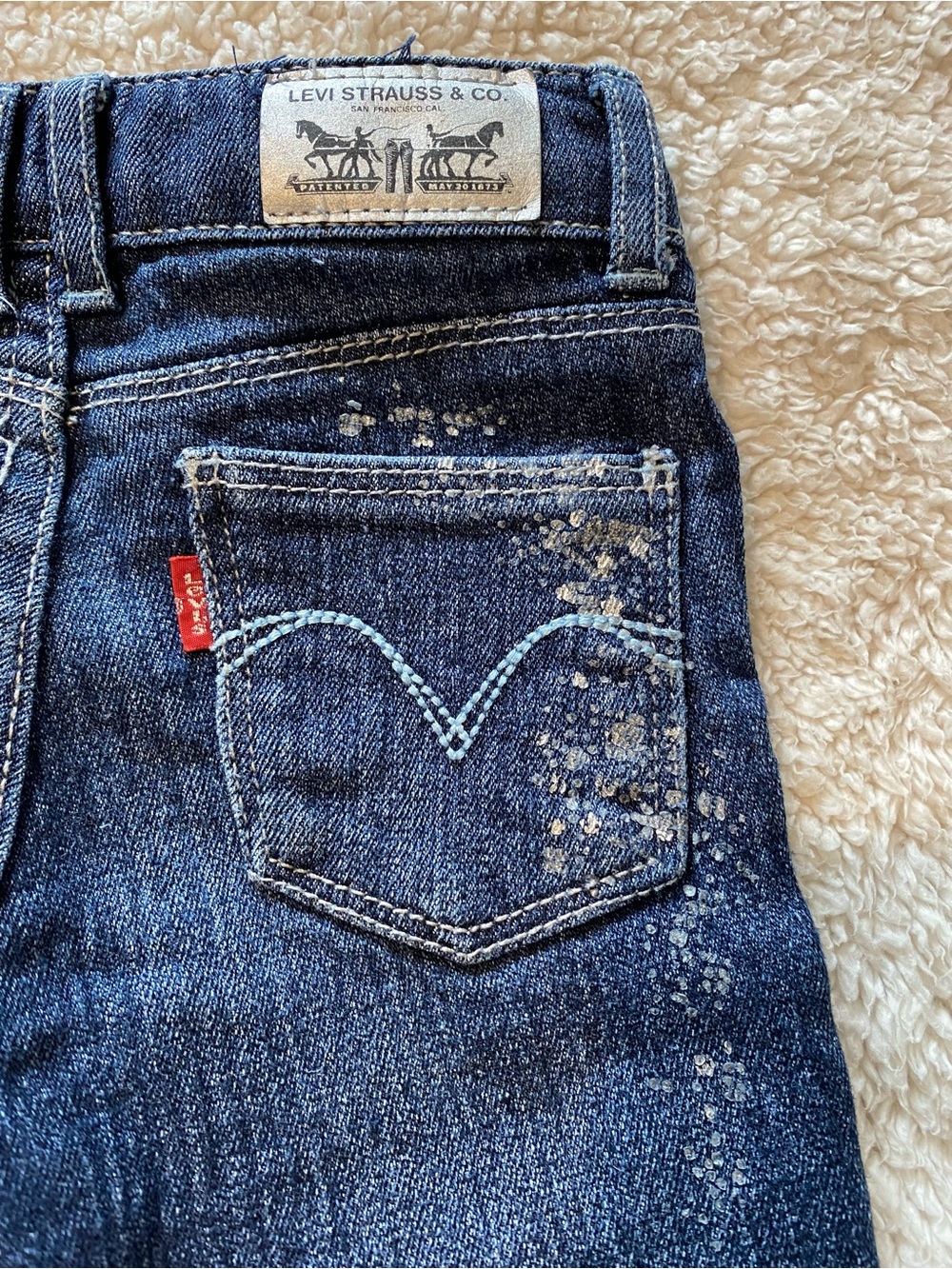 Toddler girls levi bermuda short Great condition - Picture 3 of 6
